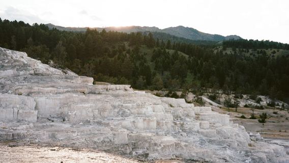 美國-黃石國家公園私享行-鹽湖城來回-連續用車（4）日遊