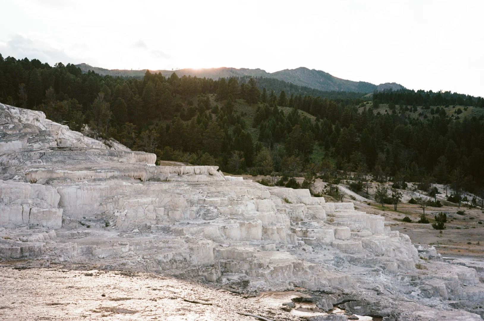 美國-黃石國家公園私享行-鹽湖城來回-連續用車（4）日遊