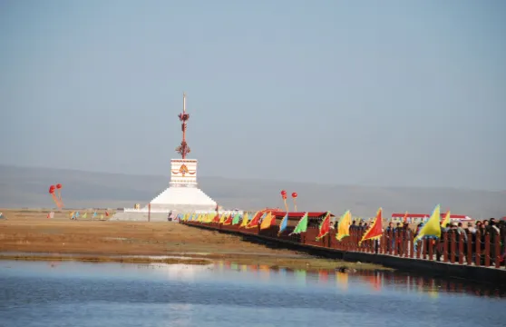 青海湖+青海湖仙女灣+青海湖聖泉灣(斷崖)