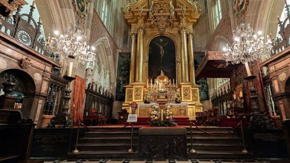 Kastil Wawel, Katedral, Kota Tua, dan Basilika St. Mary