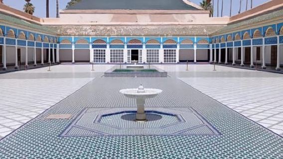 Marrakech: Istana Bahia, Madrasah Bn Yousef, Tur Pasar Medina