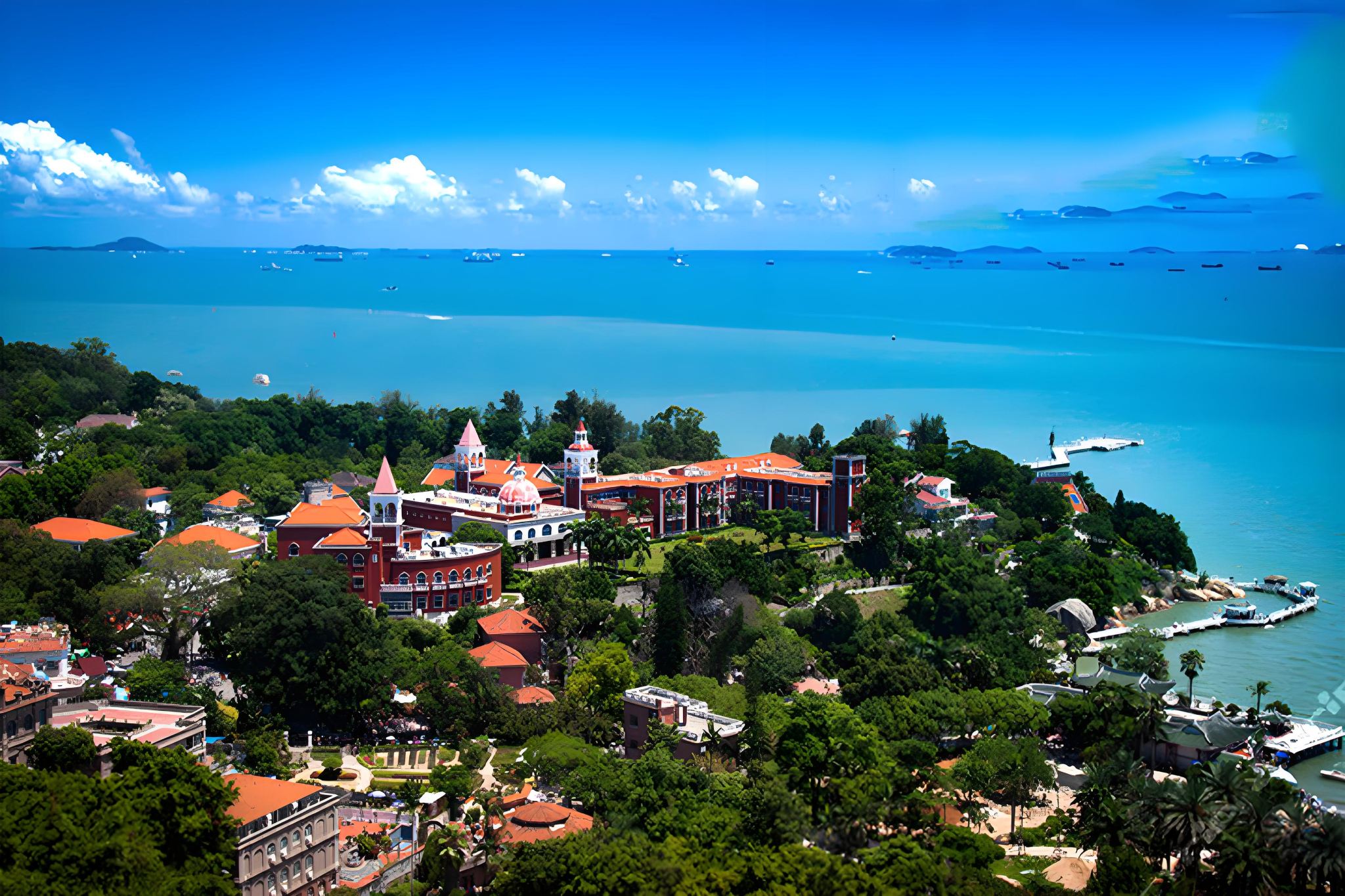 Xiamen Professional Tour Guide Service with Multilingual Options and Customizable Itinerary