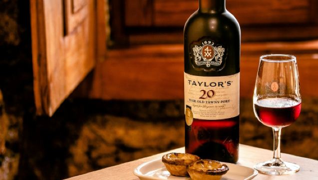 リスボン：テイラーズポート - ワインショップ＆テイスティングルーム