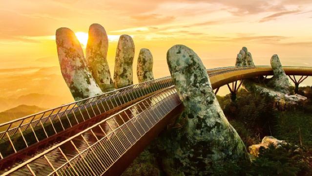 Однодневный тур на гору Бана (из Дананга, Вьетнам)