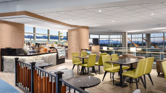 Plaza Premium Lounge at YVR–Airport | VIP Lounge Experience [3 hr / 6 hr Rest Services with Free Wi-Fi]