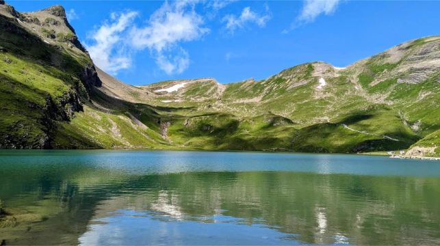 瑞士格林德瓦小鎮+費爾斯特山+懸崖步道+巴查爾普湖【包車】