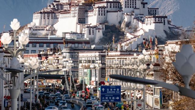 Lhasa, Tibet (pelbagai bahasa, dialu-alukan untuk berunding dengan sokongan pelanggan) -- Bahasa Inggeris, Jepun, Korea, Perancis, Rusia dan bahasa asing lain|pemandu pelancong|Pemandu pelancong tempatan|Pelancongan Berjalan Kaki|Terjemahan