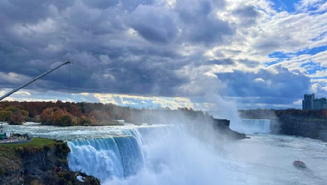 美國布法羅來回-尼亞加拉大瀑布-霧中少女號遊船【市區酒店接送】