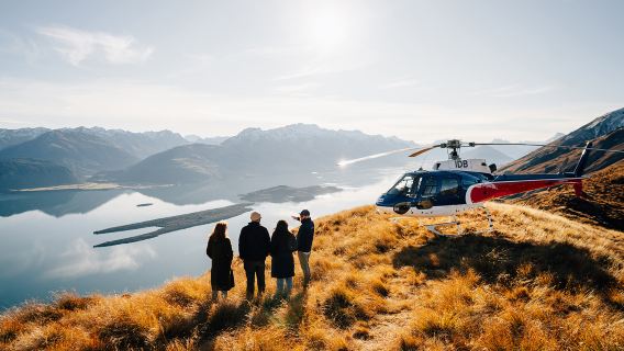 Queenstown panoramic helicopter flight sightseeing experience/Southern Alps glacier landing