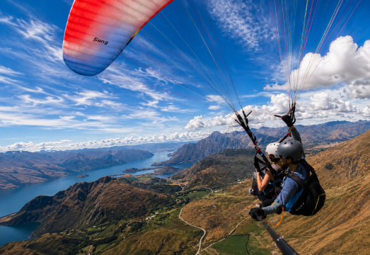 Wanaka Paragliding flight experience – Outdoor Adventure