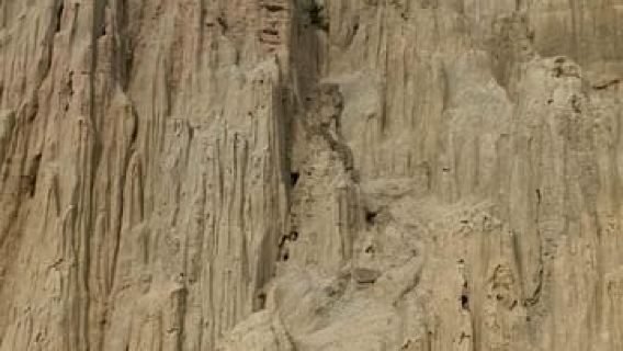 Discover La Paz: Sightseeing Tour, Cable Car & Moon Valley