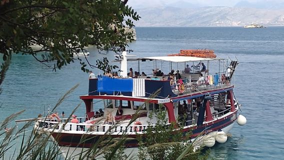 Corfou : Excursion d'une journée en bateau avec déjeuner barbecue