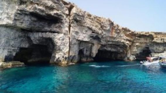 St Julian's: Comino Blue Lagoon Half Day
