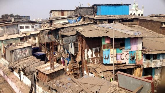 Mumbai: Dharavi Slum Tour with Home Visit Shore Excursion