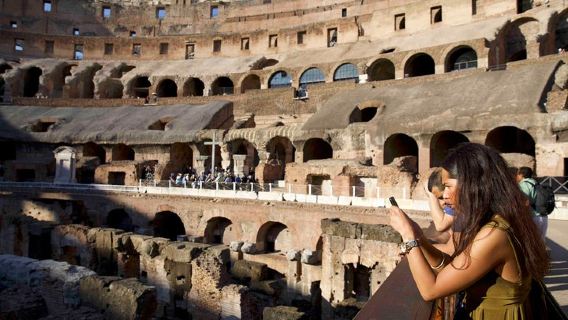 Visita guiada al subsuelo del Coliseo y a la antigua Roma