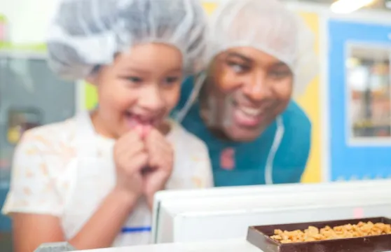 好時巧克力世界：製作您專屬的朱古力棒成人