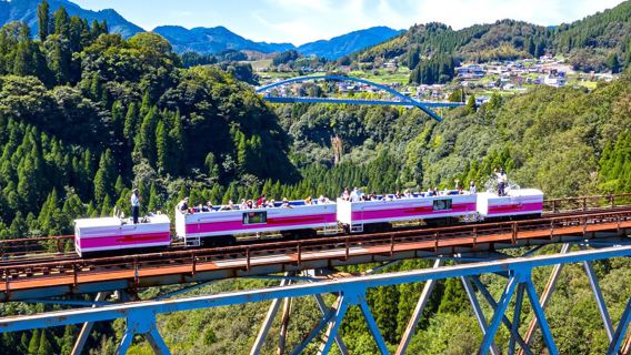 Kyushu Nature Escape Day Tour: Takachiho Gorge, Amano-Iwato & More