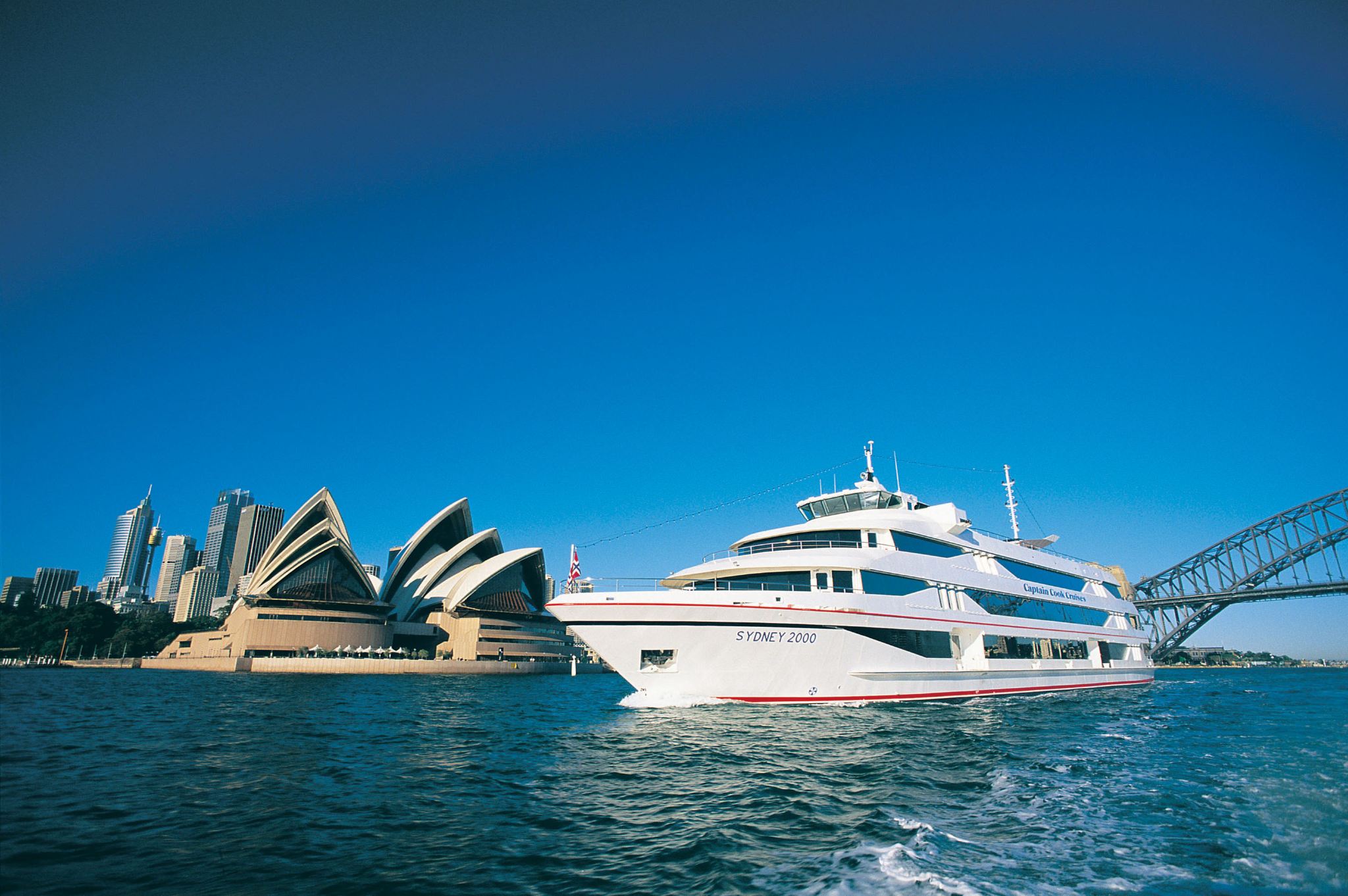 Captain Cook Sydney Harbour Lunch Cruise (Including 3-Course Lunch / Departing from King Street Wharf)
