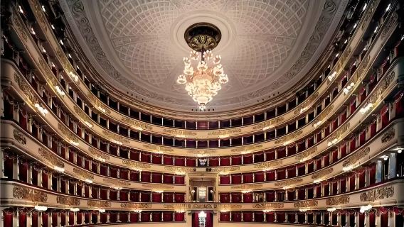 Museo Teatrale alla Scala + Museo Poldi Pezzoli + Naviglio Grande Day Tour in Milan