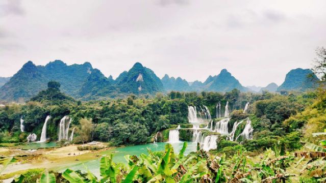 崇左德天跨國瀑布一日遊【8人小團/私家團可選+全景暢玩4H】