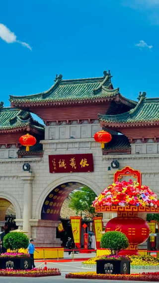 Enjoy a premium car tour! Fuxi temple + Maijishan cave-temple complex + Yuquanguan scenic area (customizable itinerary)