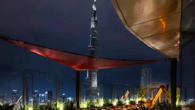 杜拜 CÉ LA VI「這就是生活」亞洲風味套餐晚餐含精選飲品 可欣賞哈利法塔美景