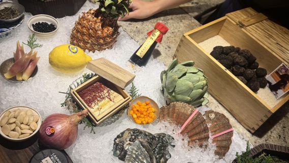 Restaurant reservation service for the popular Zén in Singapore