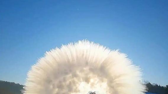 Snow Village + Horse-Drawn Sleigh + Reindeer Tribe in the Forest Area + Datuding Mountain + Ten-Mile Ice and Snow Gallery 1-day tour