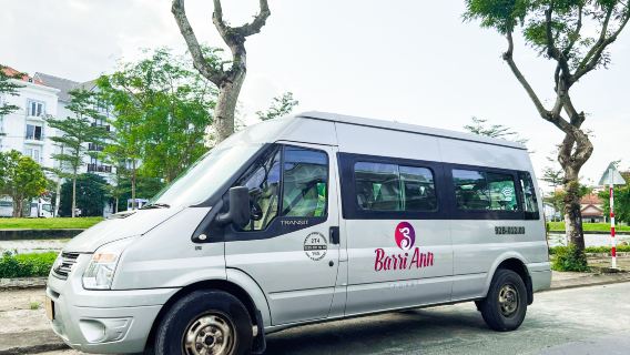 Bus antar jemput bersama antara Bandara Da Nang atau kota Da Nang dan Hoi An