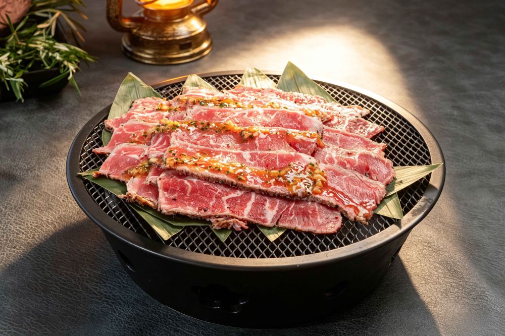 港島海逸君綽酒店自助餐燒烤牛肉片擺盤