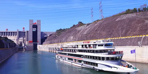 【三峽大壩全景精華遊】宜昌三峽大壩+三峽升船機一日遊
