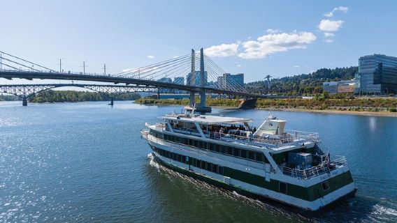 2-stündige Mittagskreuzfahrt auf dem Willamette River