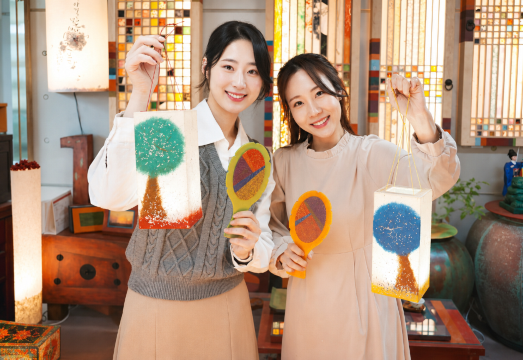 仁川韓紙匠人手作り体験と伝統茶(韓国国籍以外限定) | Trip.com