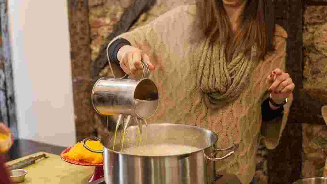 Portuguese Pastry Class and Tasting In the Heart of Lisbon