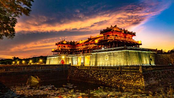 DU LỊCH THEO ĐOÀN - Tham quan thành phố Huế: Lăng Khải Định - Đại Nội - Chùa Thiên Mụ & Bữa trưa