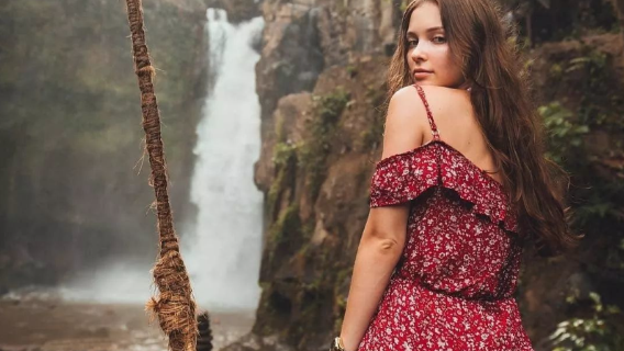 烏布瀑布一日遊【飯店上門接送|烏布皇宮|聖泉寺|梯田鞦韆】