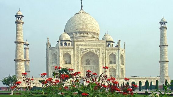 Agra
