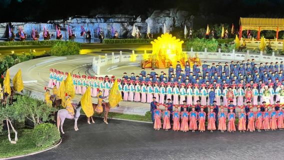 【鼎盛王朝康熙大典】實景演出夜遊