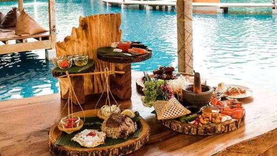 Bangkok's Instagramable Cafe Tour | Famous cafe & Guided Tour & Pick up