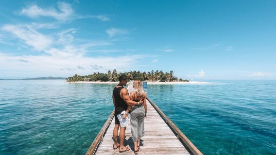 フィジー・マロロ島ワンデーツアー【往復カタマラン船+送迎付き】