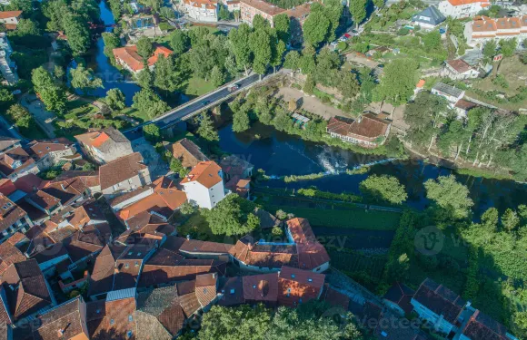 里貝拉薩克拉一日遊：錫爾河遊船+阿拉里茲古鎮+修道院探秘