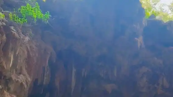 Jiuxiang Caves Scenic Area + Yiliang Roast Duck + Kunming City Private Tour