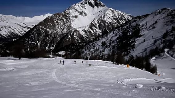 Milky Way: night snowshoeing with typical mountain hut dinner