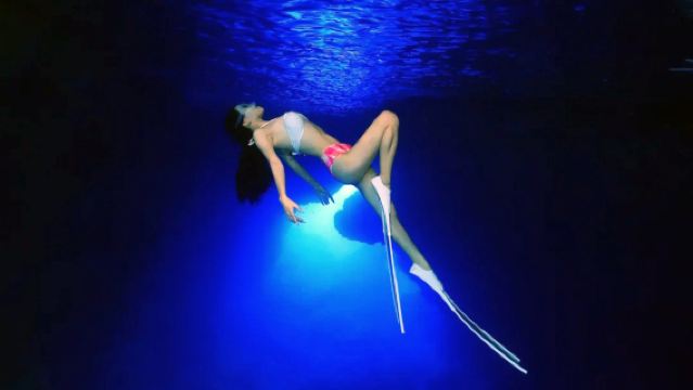 美國塞班島藍洞自由潛水自由潛水/浮潛/O+A考證/自由潛水攝影2-3小時【含接駁+浮潛裝備+專業潛水中英文教練】