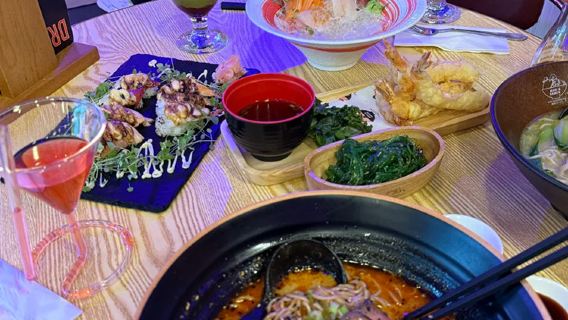 Ресторан Maki Ramen: забронировать столик в сокровищнице японской кухни в Эдинбурге, Шотландия, Великобритания.