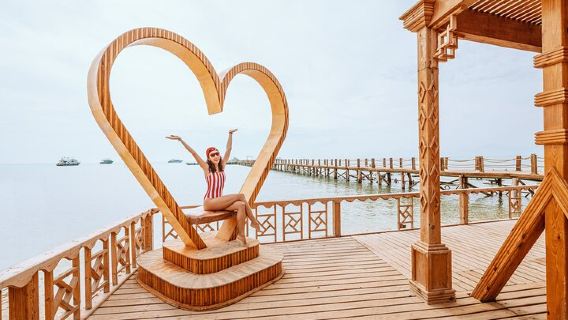 橙灣島浮潛與水上運動探險