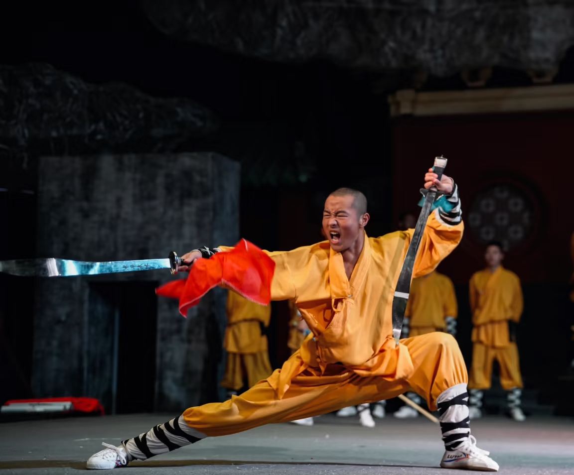 Zhongling · Kung Fu Shaolin + Tour in noleggio con conducente esclusivo per meditazione nel tempio antico (8 ore con autista parlante cinese)