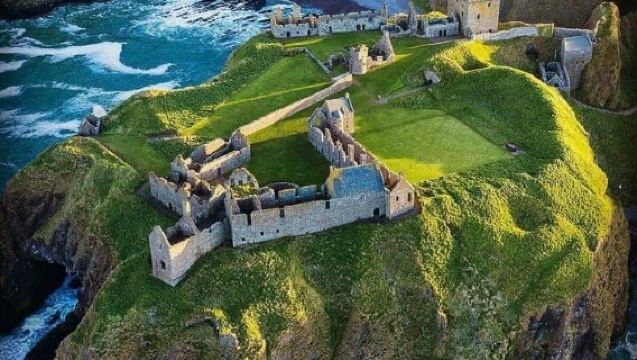 Edinburgh pergi-balik: Istana Dunnottar + Taman Negara Cairngorms lawatan sehari yang eksklusif