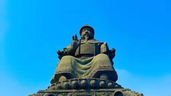 Jokhang Temple + Sai Shang Ancient Street + Chilechuan Grassland + Inner Mongolia Museum