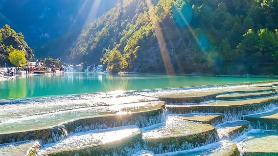 麗江古城+玉龍雪山+藍月谷包車:欣賞雪域風光,邂逅納西千年情